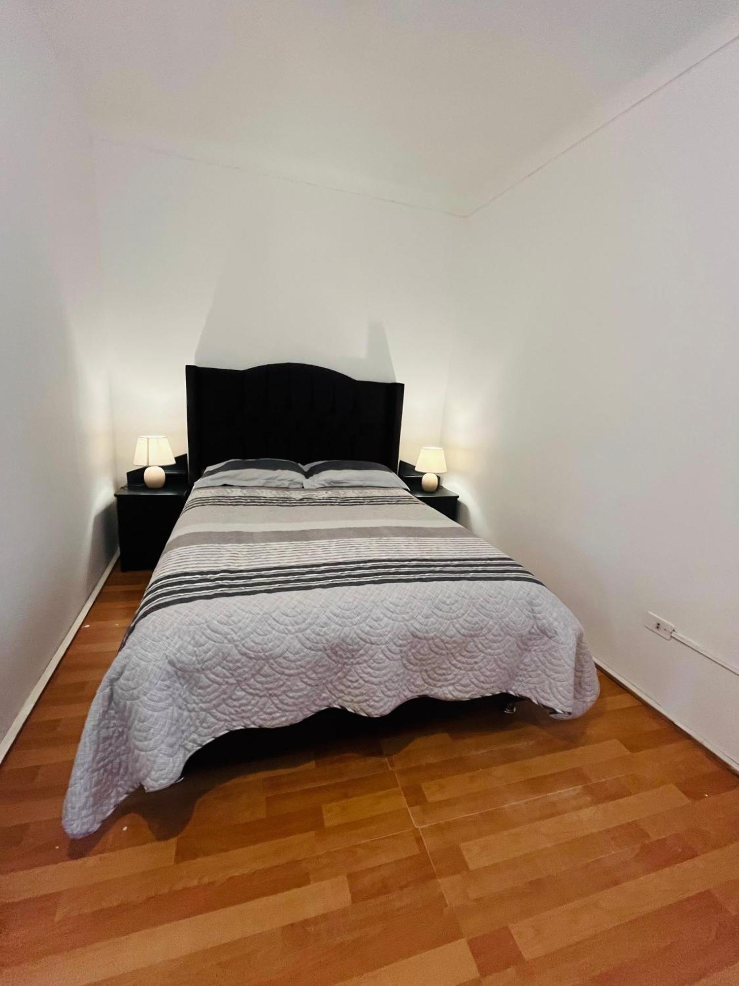 House Explorer Apartment